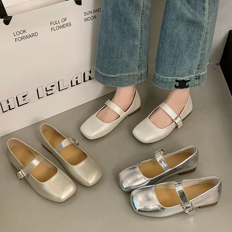 新秋福利方头女鞋百搭平底秋季复古浅口玛丽珍鞋单鞋中跟X1031