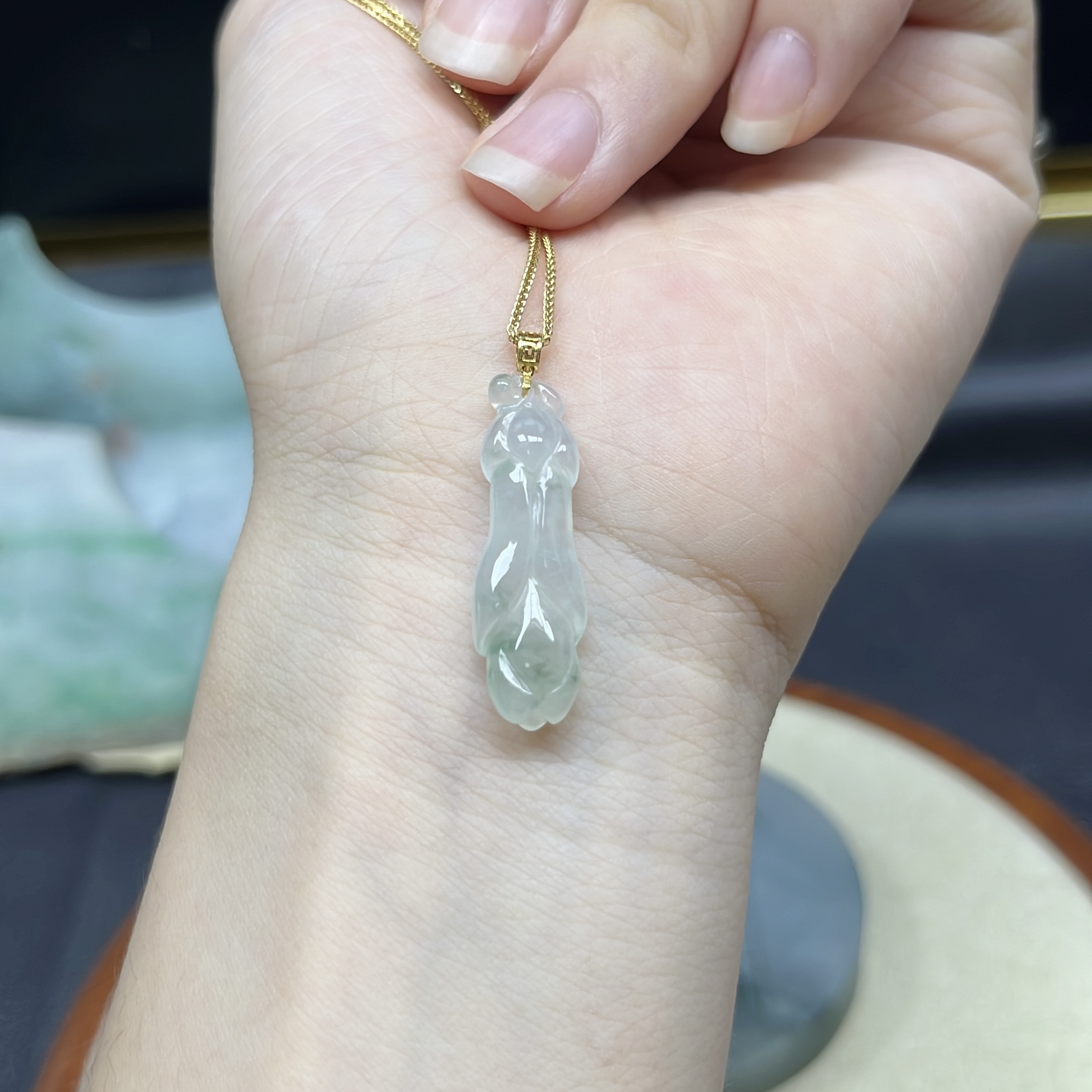 天然缅甸翡翠A货 玉兰花吊坠冰飘花锁骨链挂件精品配饰镶18k金扣