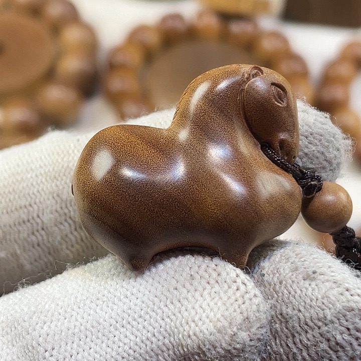 檀香木其他老山檀香马到成功奶甜湘工精品