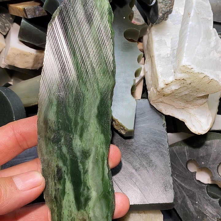 和田玉未镶嵌珠宝半成品