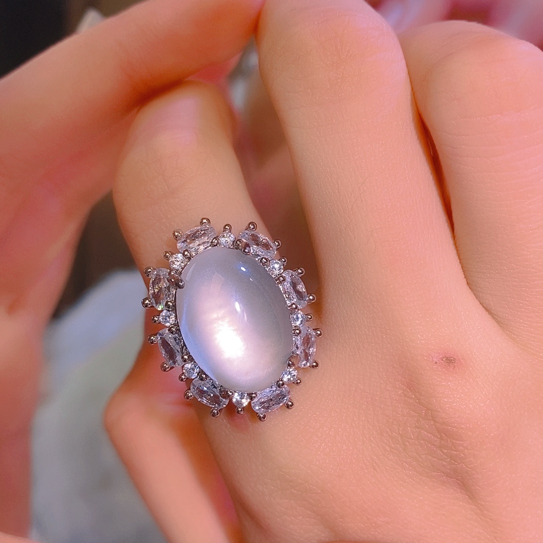 锆石铜合金白富美