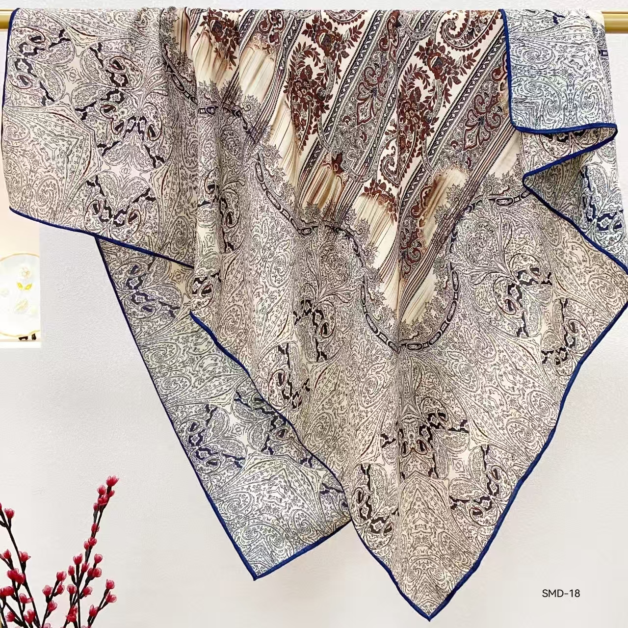 L【棕韵佩兹利】 新款丝毛130*130 小方巾