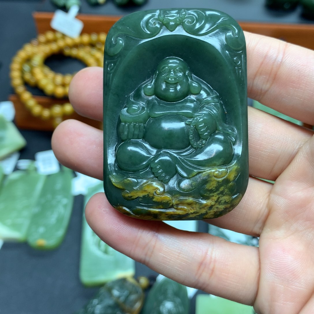 岫岩河磨玉（透闪石质玉）挂件未镶嵌敬*