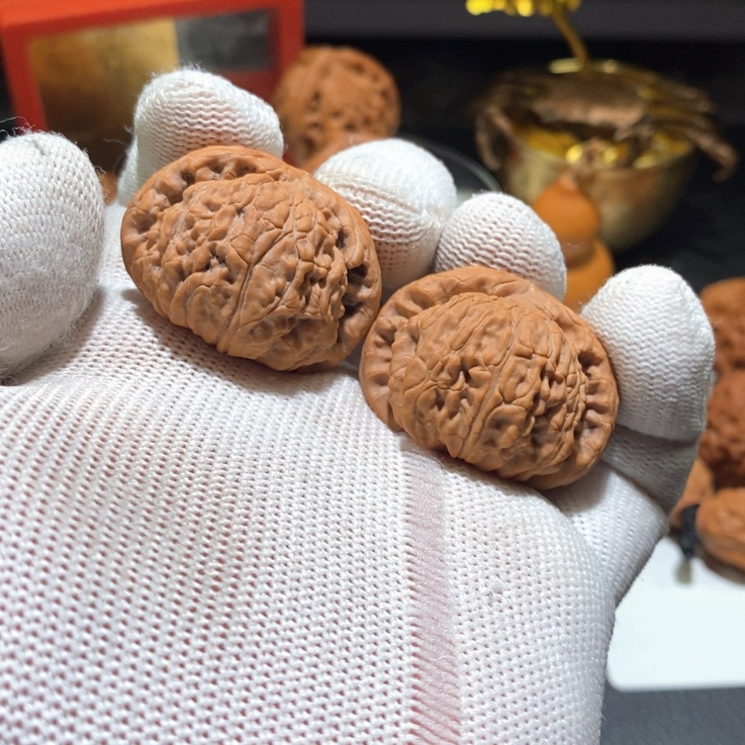 文玩核桃把件0828球白36（全）