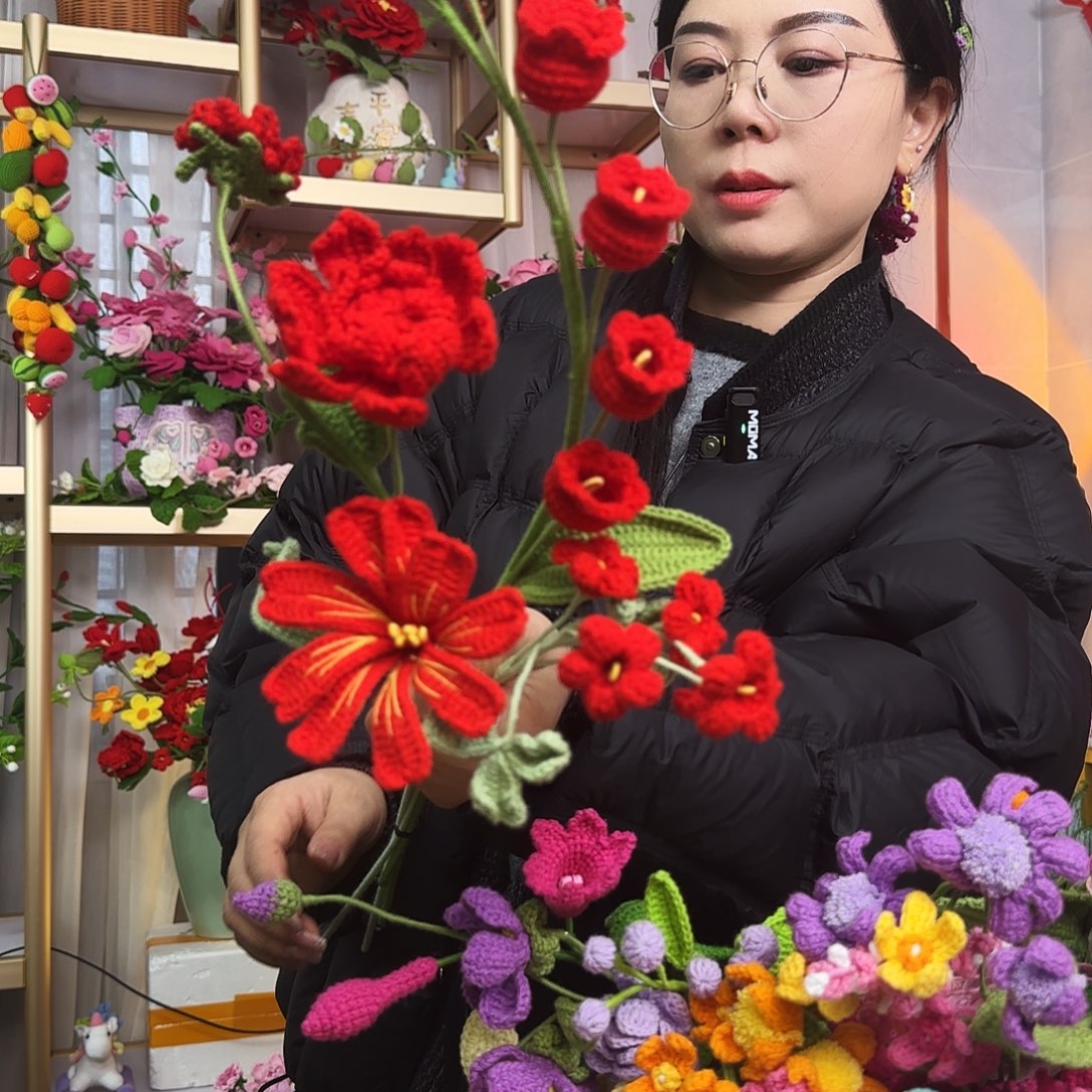 手工钩织设计花束