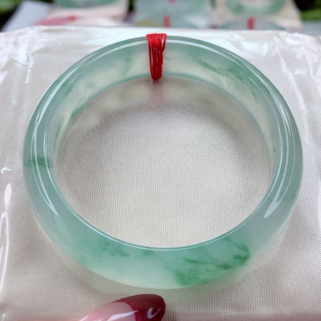 翡翠手镯未镶嵌52.6毕业级别 高冰起钢 小柒