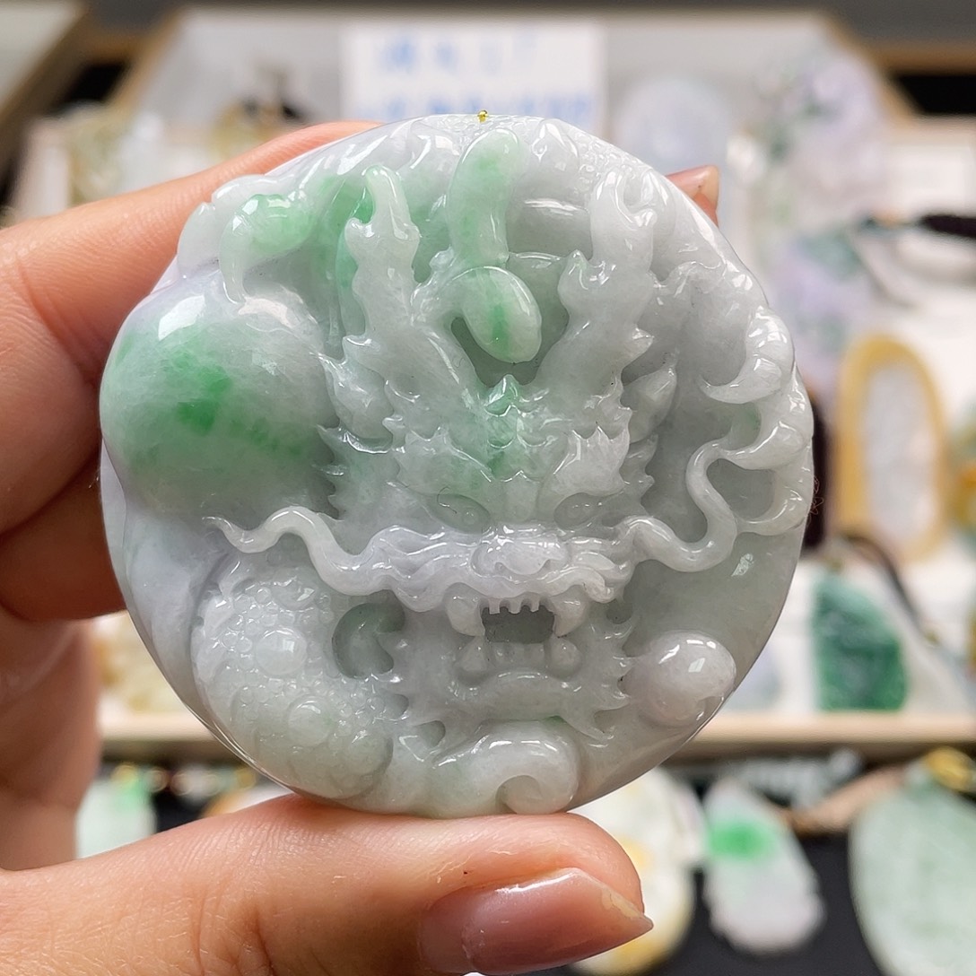 翡翠吊坠(不含链)未镶嵌