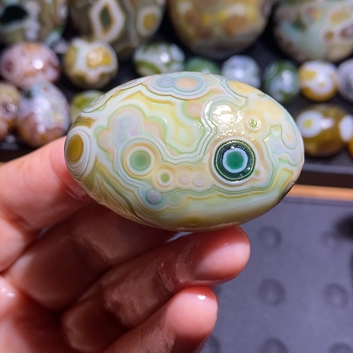 未镶嵌玛瑙/玉髓珠宝半成品105