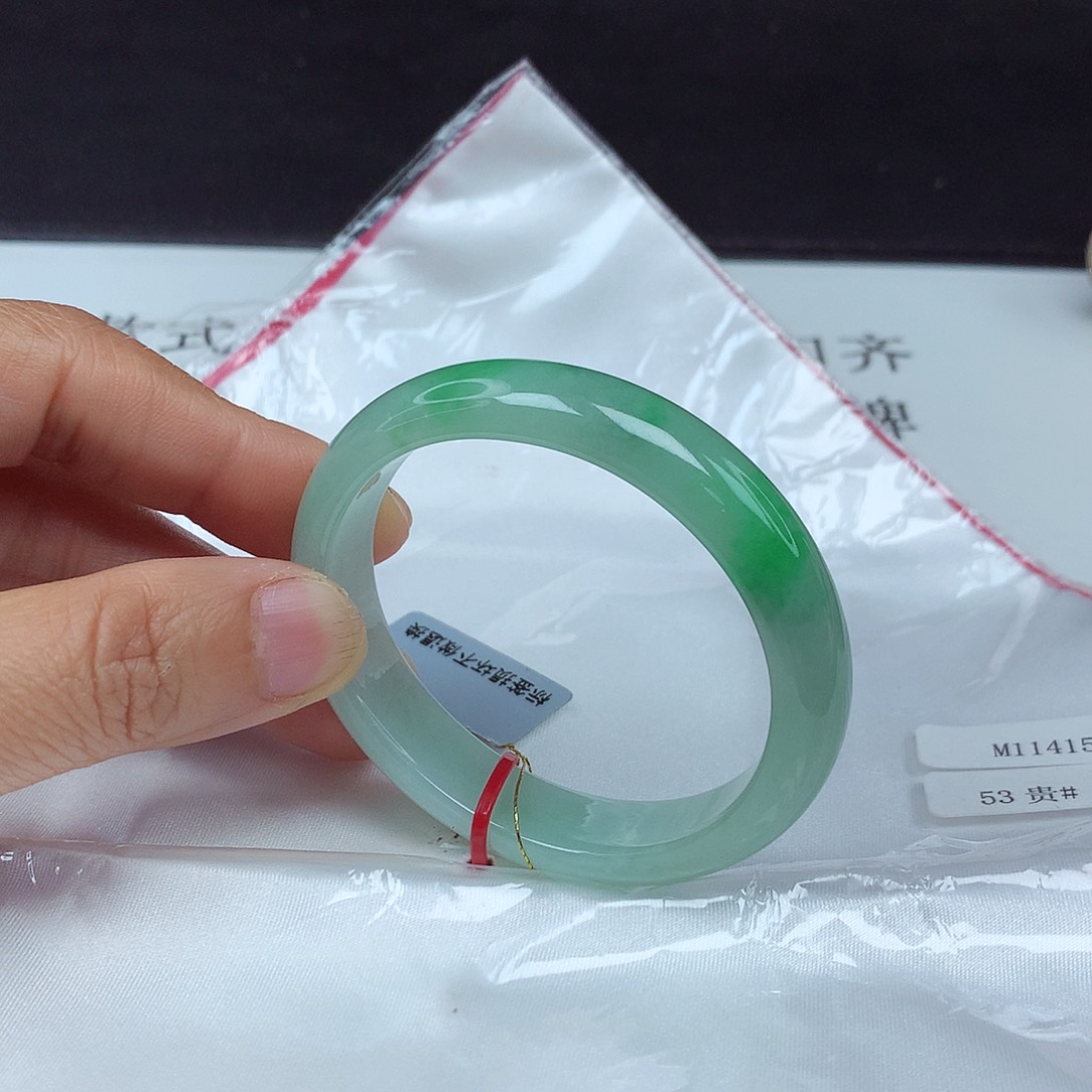 翡翠手镯未镶嵌53贵4151