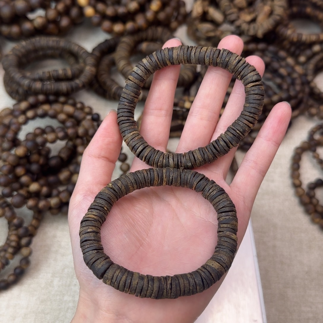 沉香沉香碎屑+卡8沉水片片珠单圈