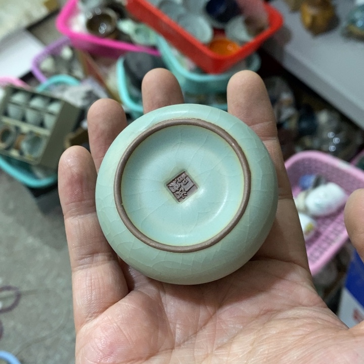 陶瓷艺术品及陶瓷壶