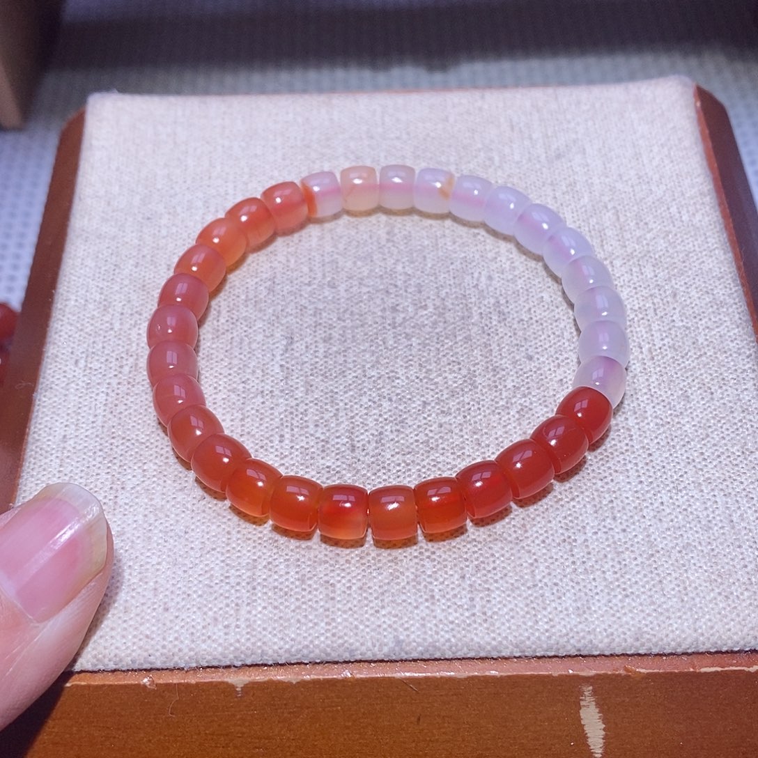 南红玛瑙未镶嵌手串卡7