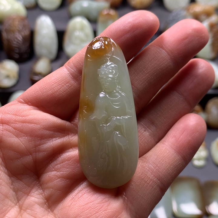 和田玉（糖玉）颈饰未镶嵌