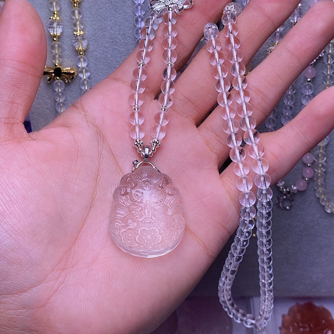 未镶嵌颈饰水晶T****?许愿狐 送链子