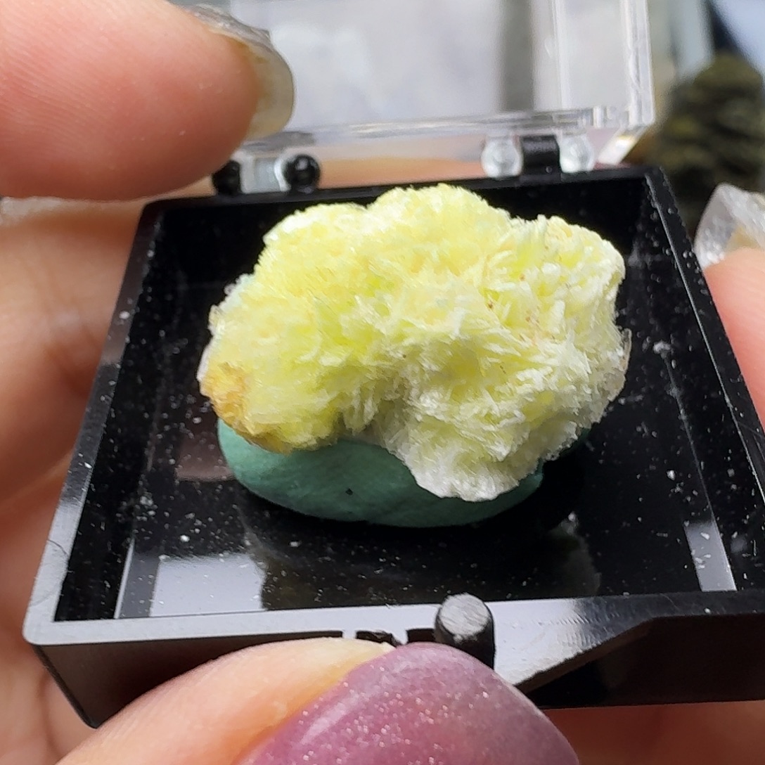 石材17号水氟铝钙石