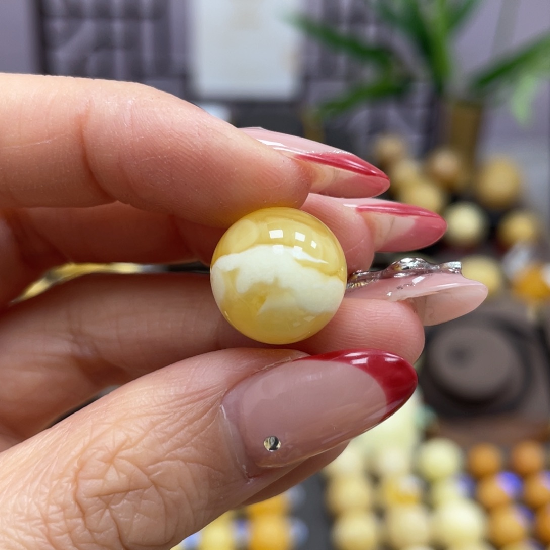 琥珀裸石未镶嵌14.0mm圆珠