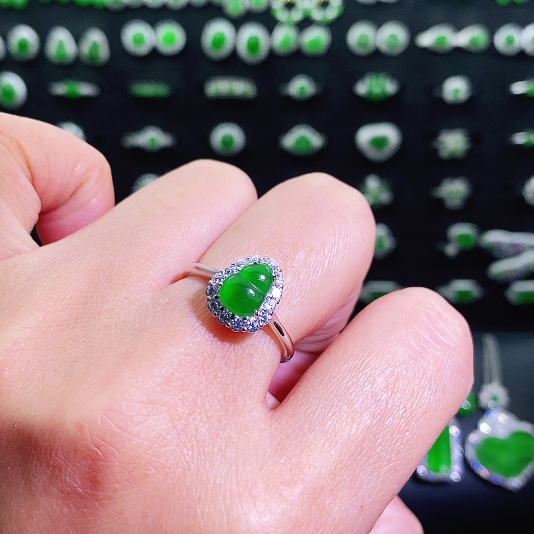 翡翠银S925镶嵌戒指多样性