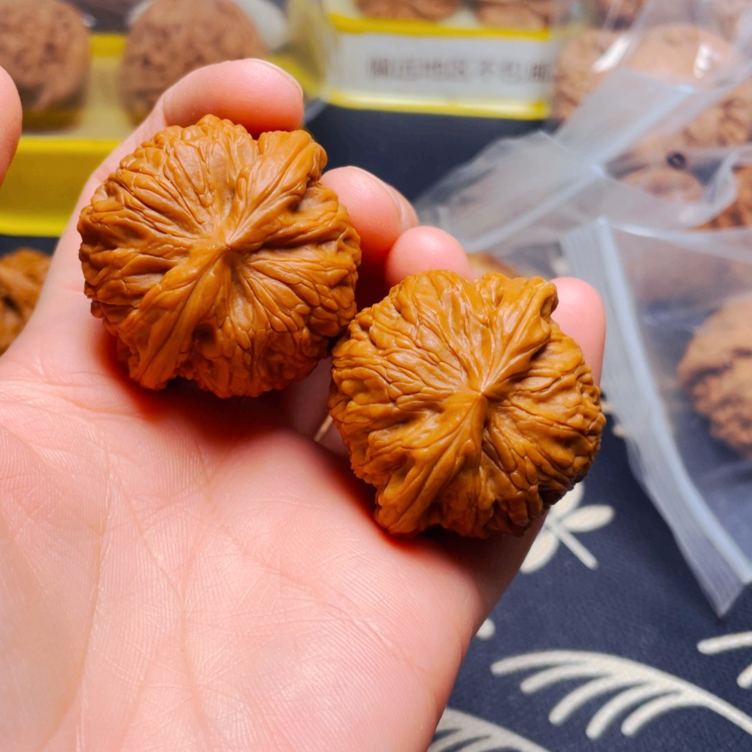 吊坠文玩核桃战鼓一对