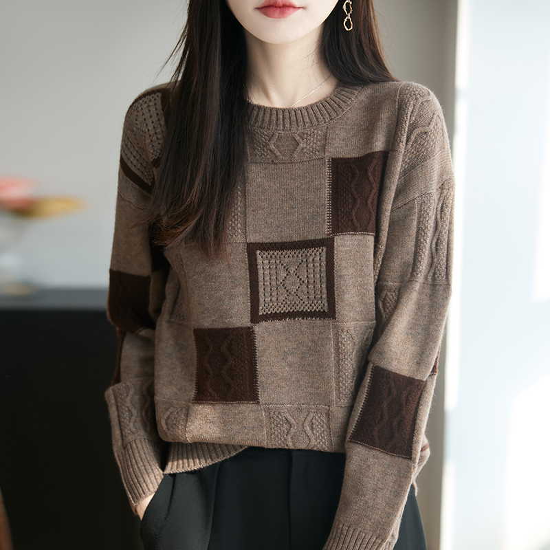 专柜正品100%羊绒衫女冬季款时尚洋气内搭方块宽松显瘦针织打底衫