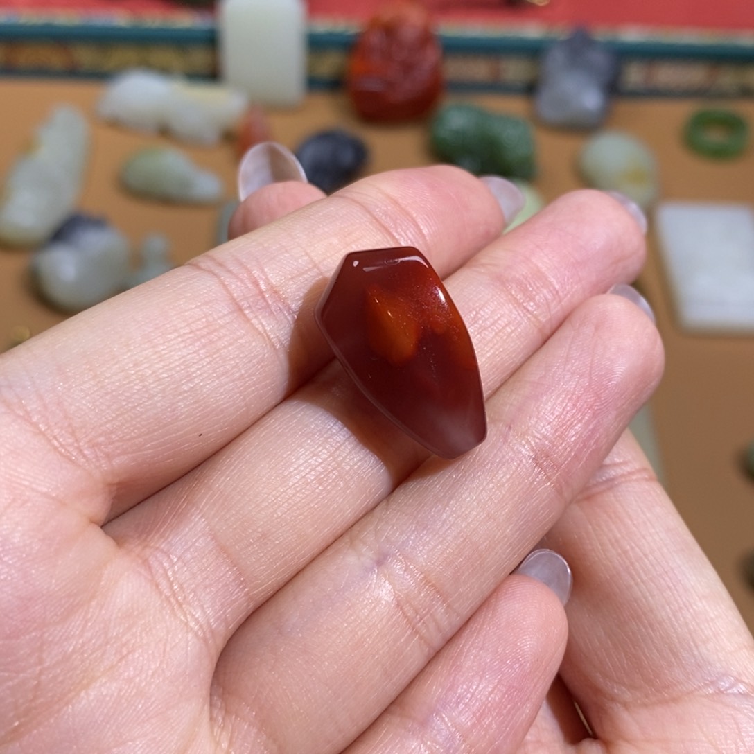 玛瑙/玉髓颈饰未镶嵌