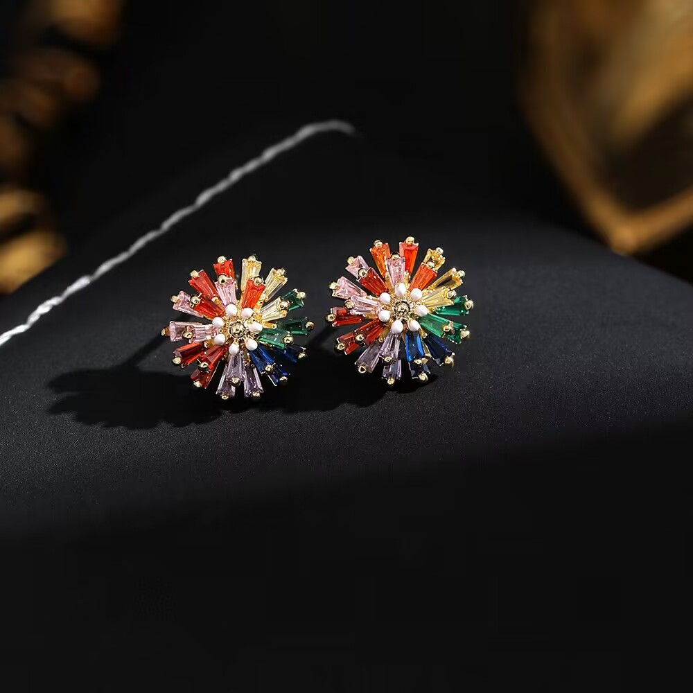 铜合金耳饰 高版本925银针+真金电镀 七彩小雏菊花朵耳钉小巧