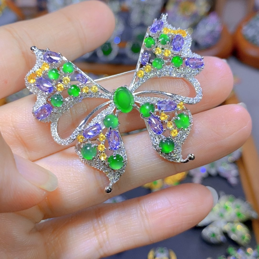 翡翠颈饰合金天然翡翠