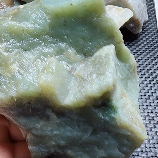 和田玉（糖玉）未镶嵌珠宝半成品