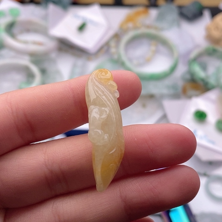 翡翠吊坠(不含链)未镶嵌