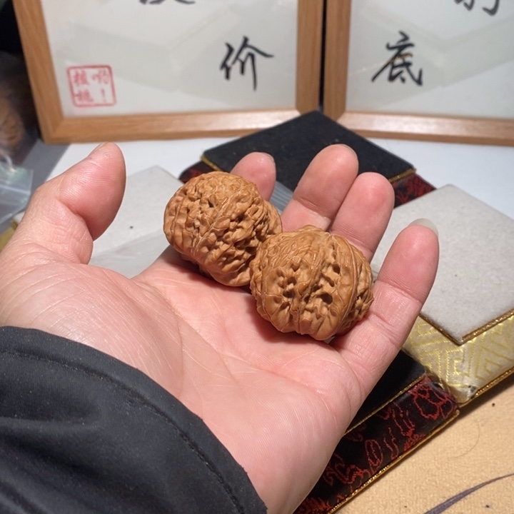 文玩核桃把件f***.核桃