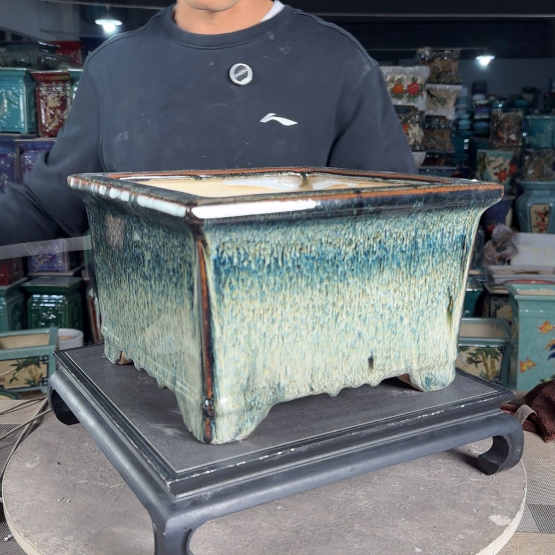 一风堂石湾花盆。微瑕