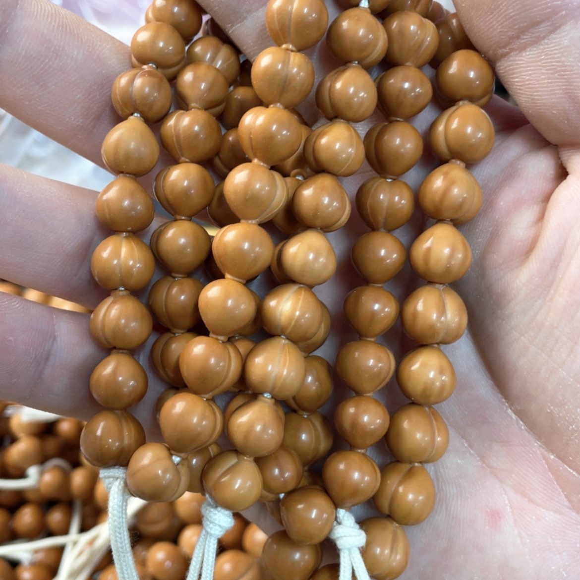 【闪购商品】手串猴头核桃10➕柯基屁桃