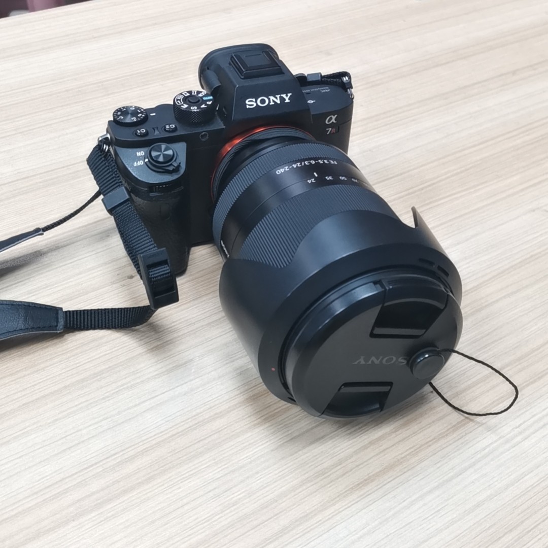 95新 Sony/索尼 二手索尼A7R2带24-240镜头 成色95新无磕碰无划痕