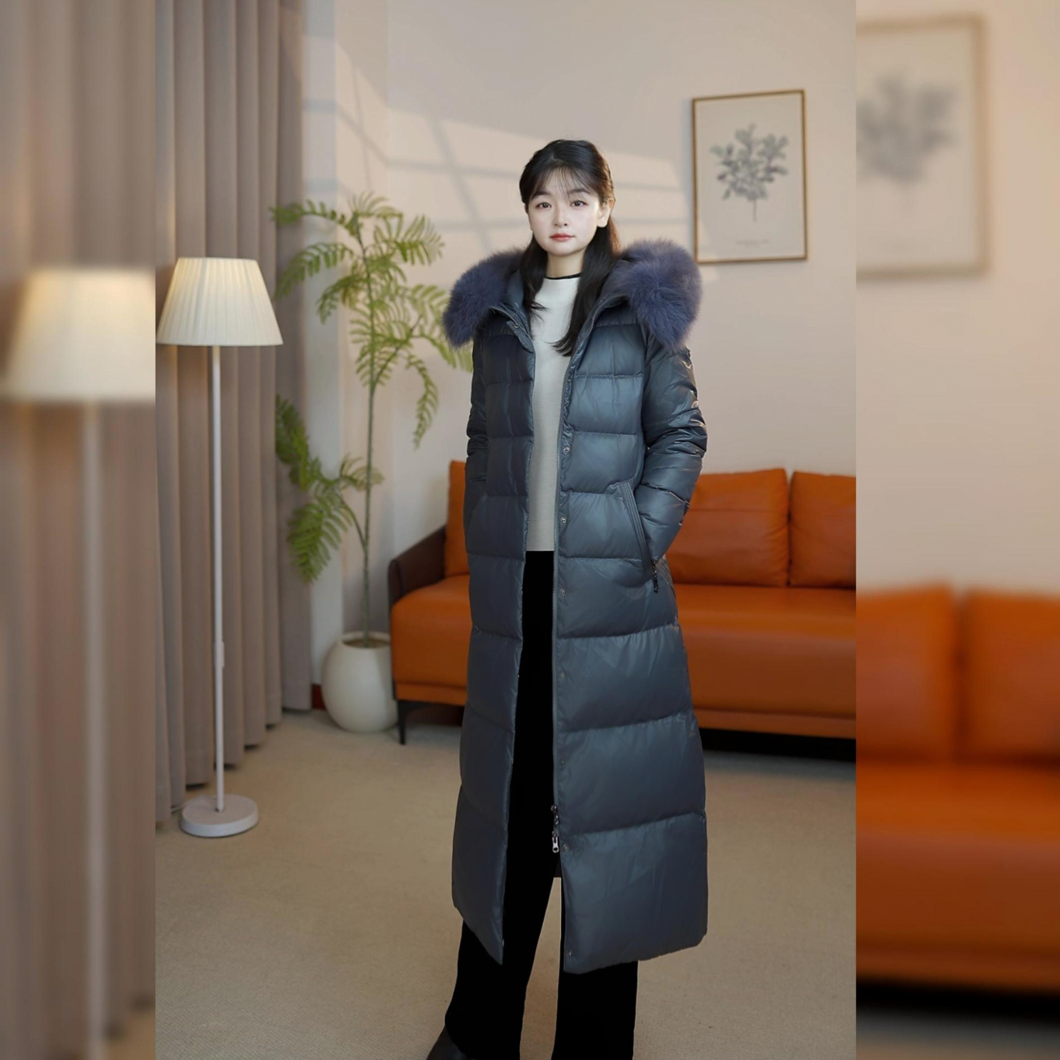 2025年冬新款外套奢华大毛领加长加厚长款连帽白鸭绒羽绒服女保暖