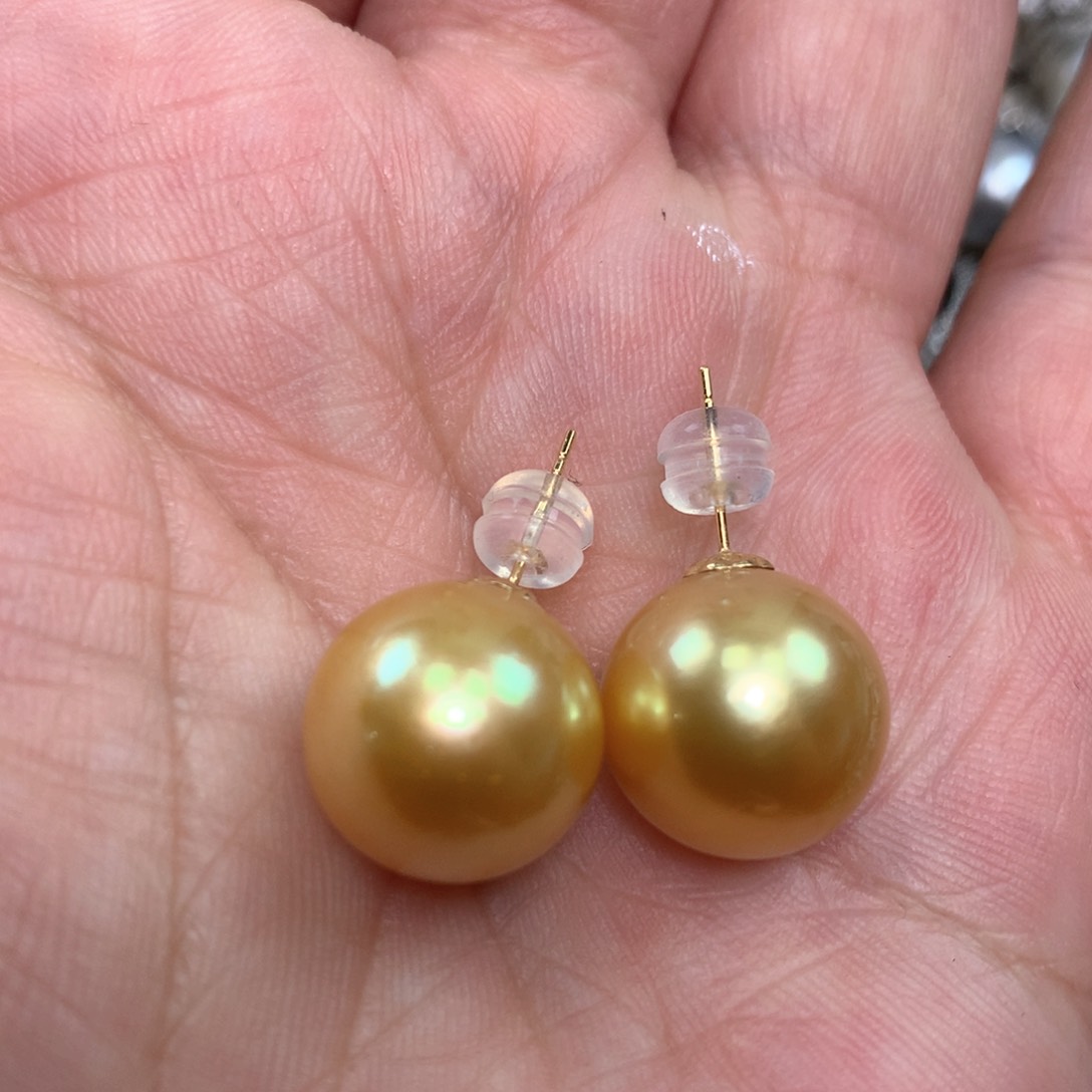 海水珍珠耳饰18K金镶嵌