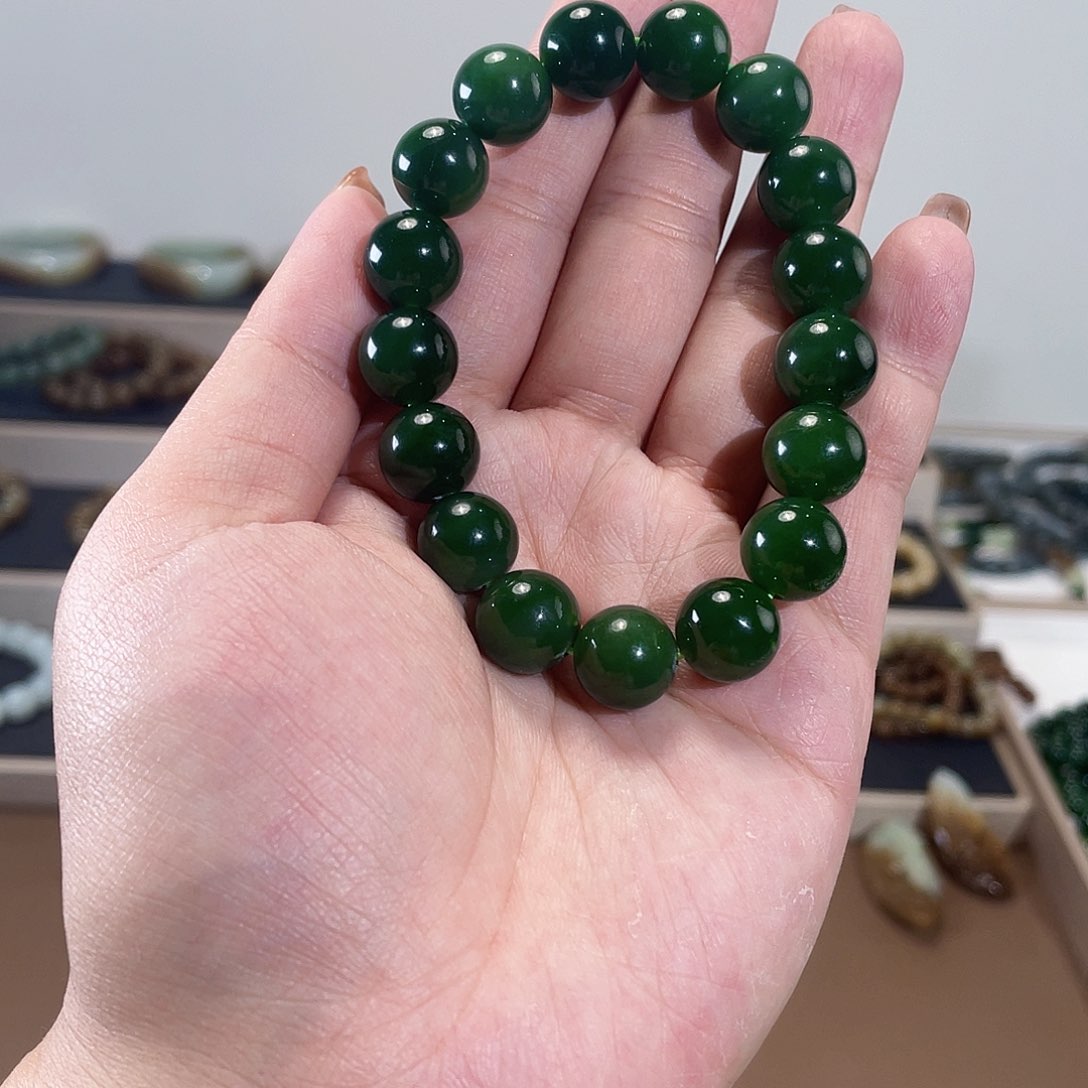 手链未镶嵌和田玉（碧玉）12 俄老料 辣阳绿