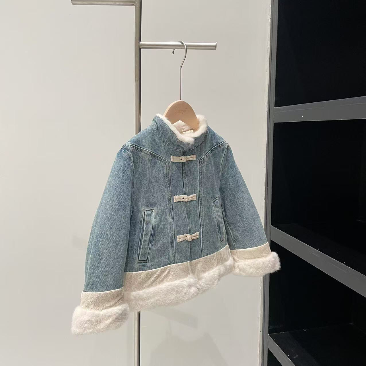 秋冬牛仔羽绒服蓝色 6500宸系
