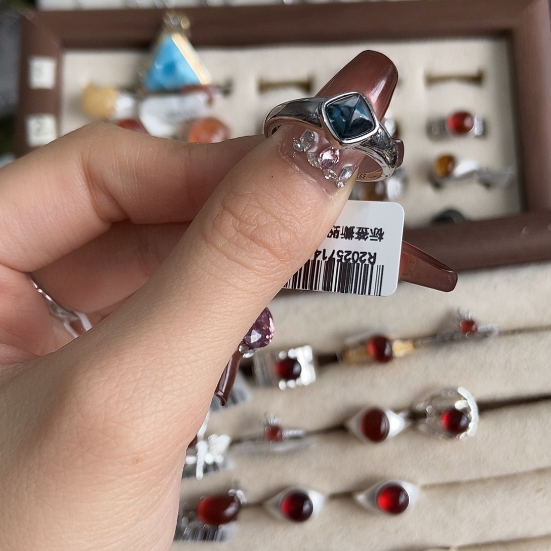 我***了戒指烟晶未镶嵌泥鳅背