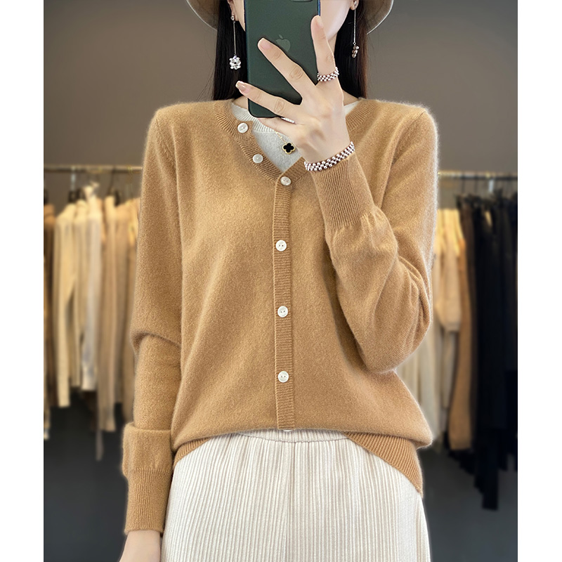 圆领假两件100羊毛衫宽松保暖软糯秋冬气质百搭内搭外穿针织衫女