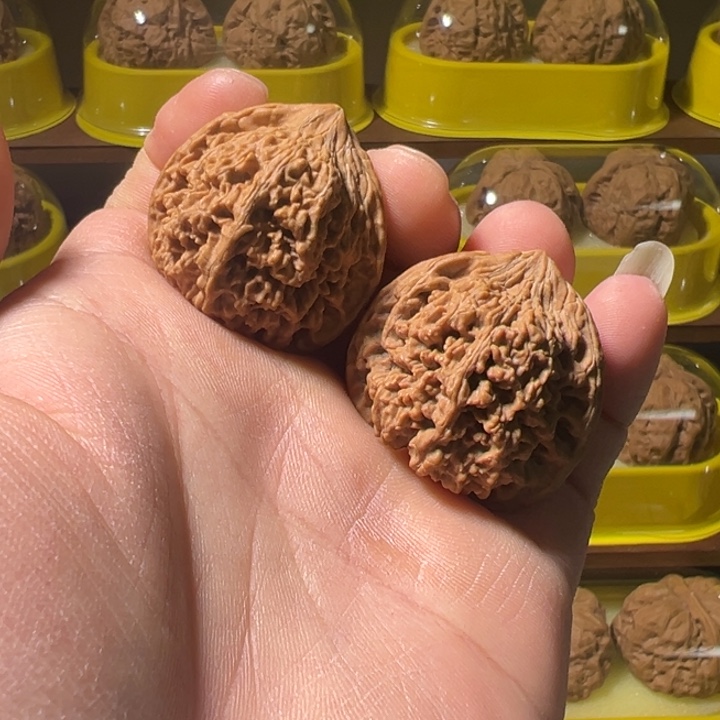 文玩核桃吊坠满天星37尺