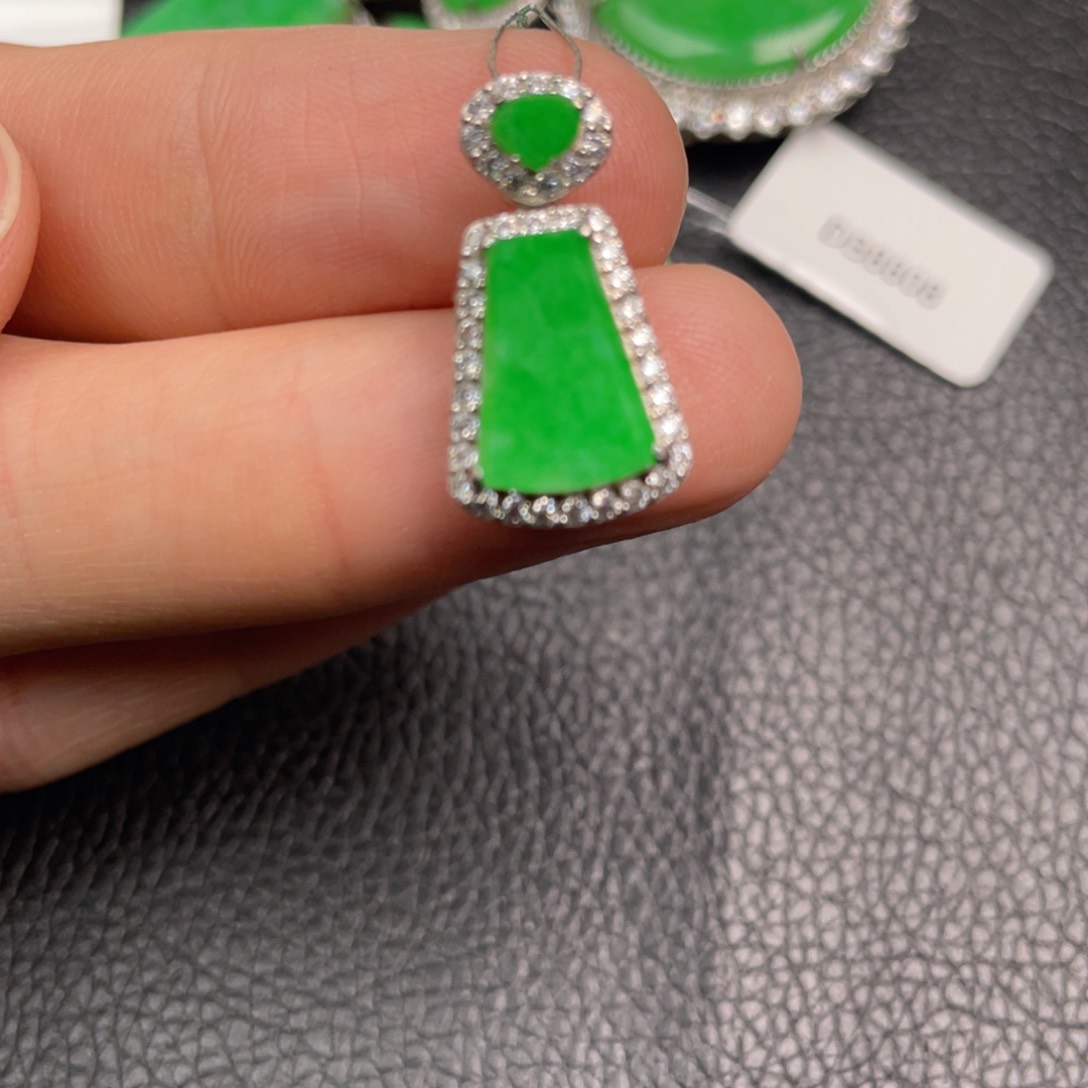 翡翠吊坠(不含链)银S925镶嵌吊坠