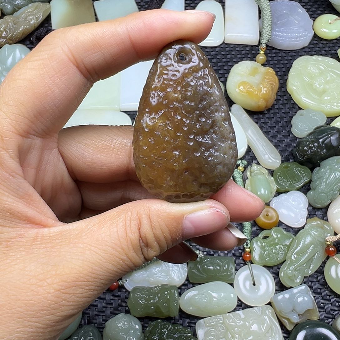 和田玉未镶嵌吊坠(不含链)