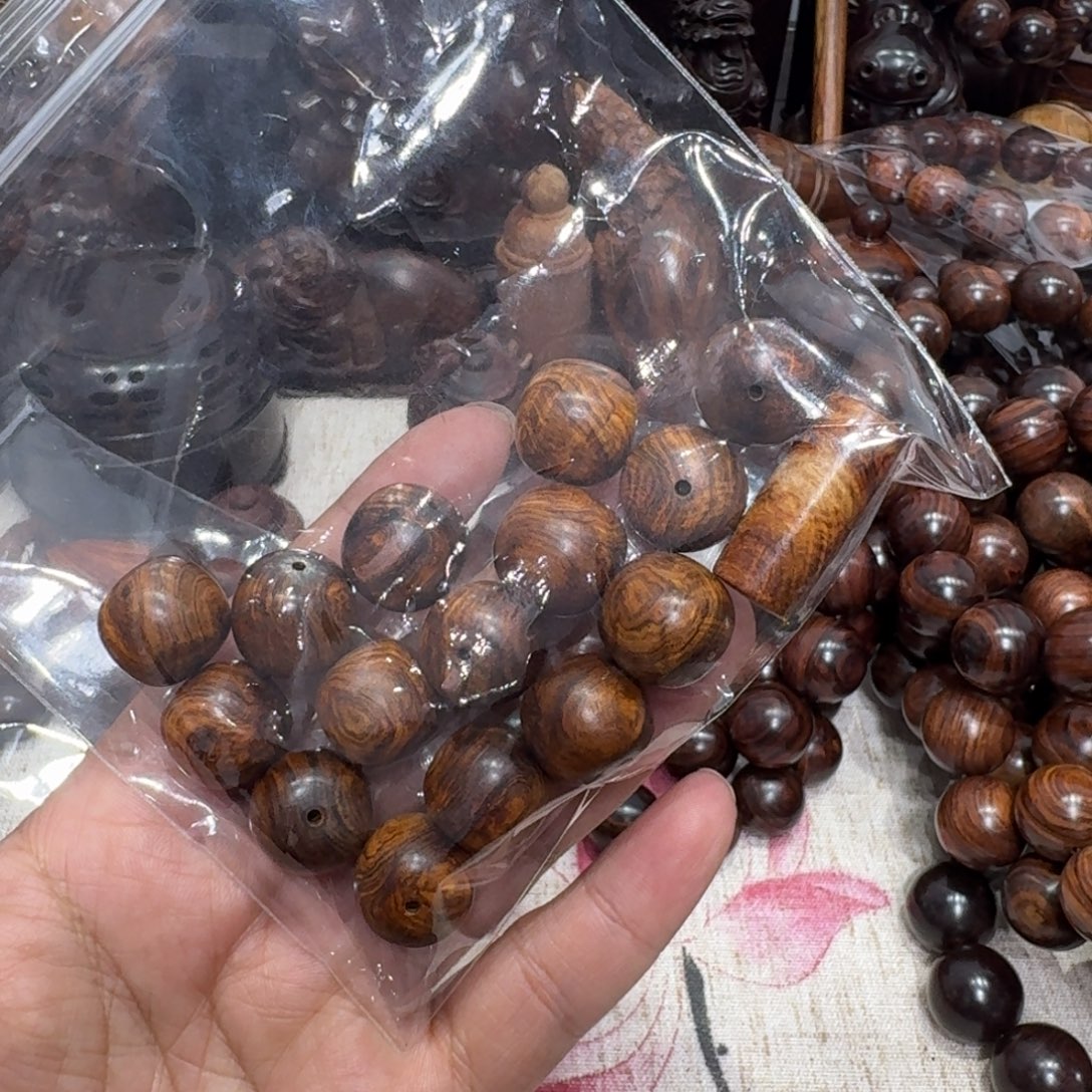 用***8有机玻璃小件物品的销售