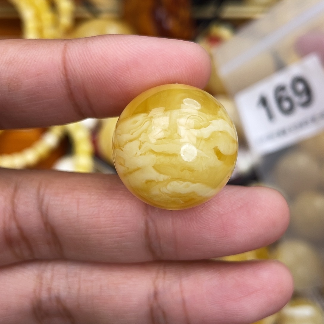 蜜蜡未镶嵌珠宝奇石水线22.8