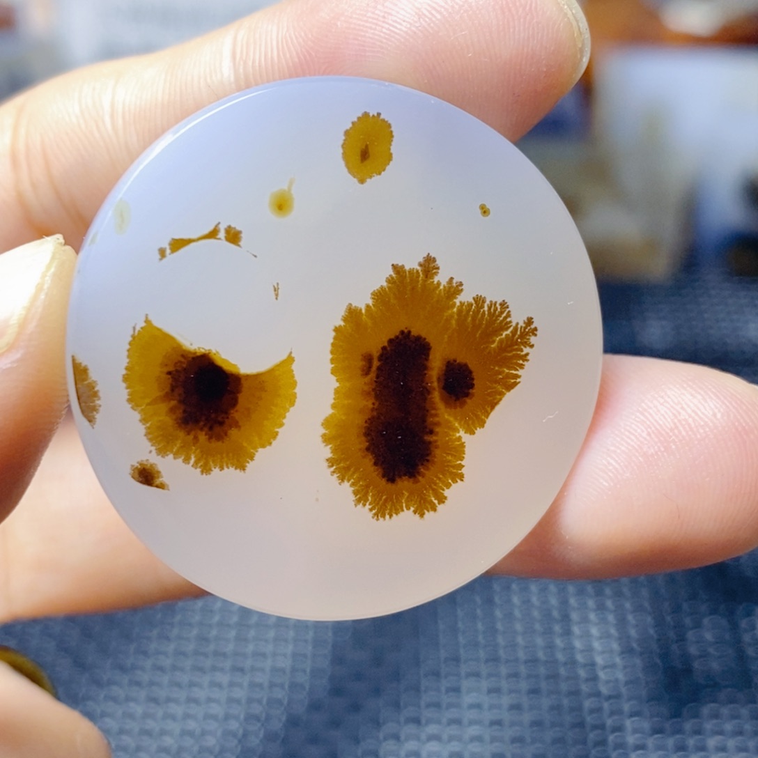 玛瑙/玉髓未镶嵌珠宝奇石