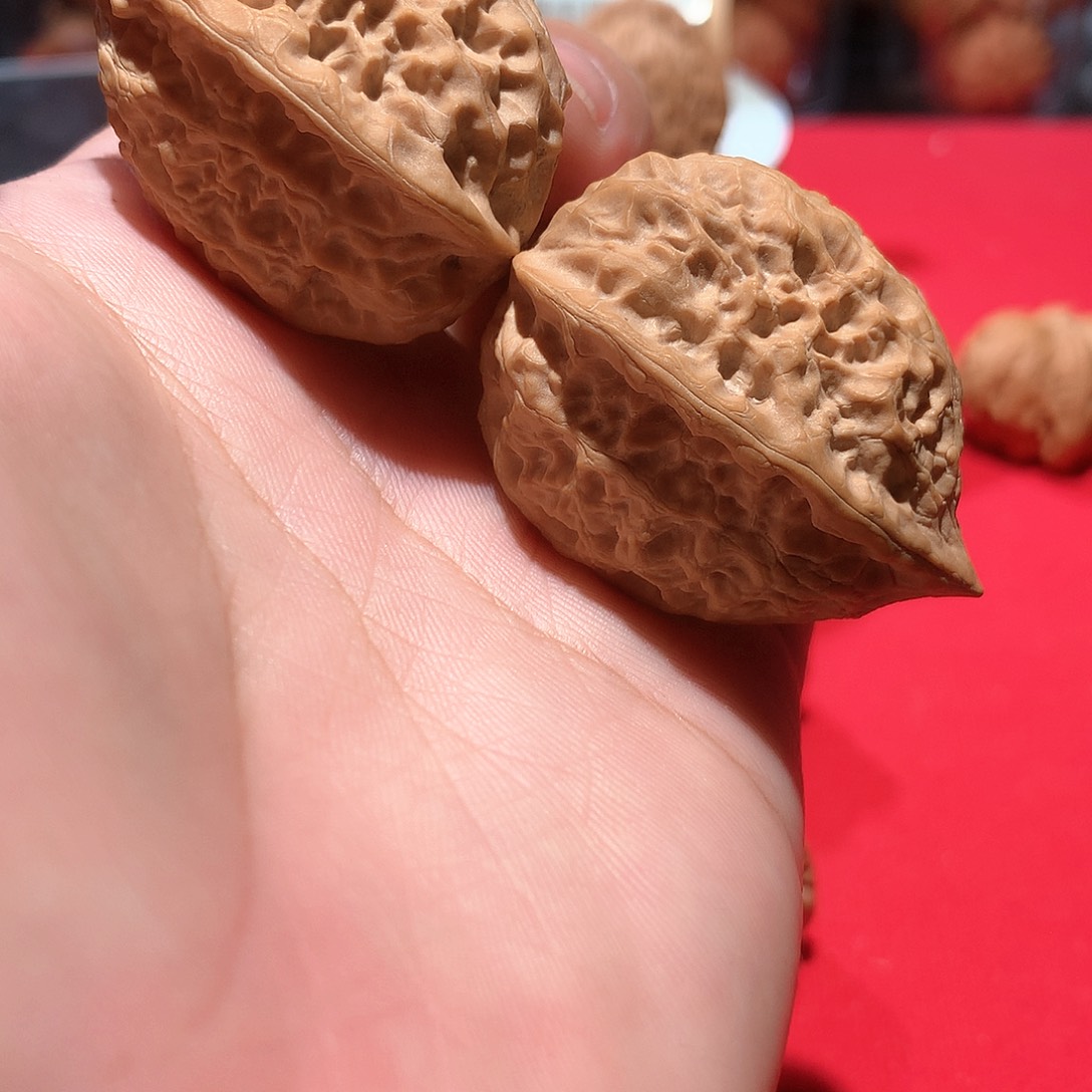 文玩核桃把件沈鸡