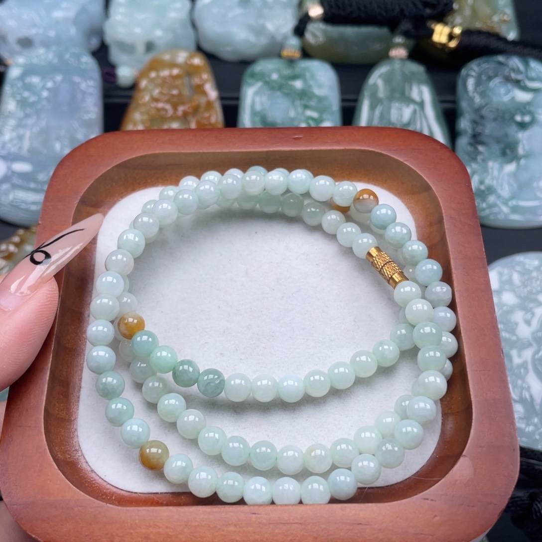 翡翠未镶嵌颈饰珠串