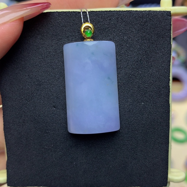 18K金镶嵌翡翠手串翡翠