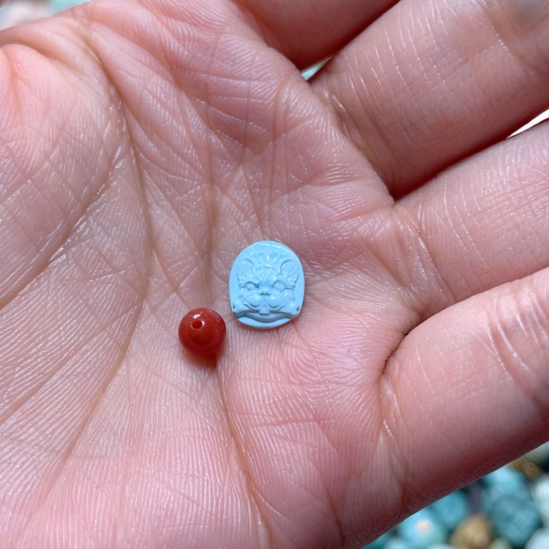 南红玛瑙配饰未镶嵌