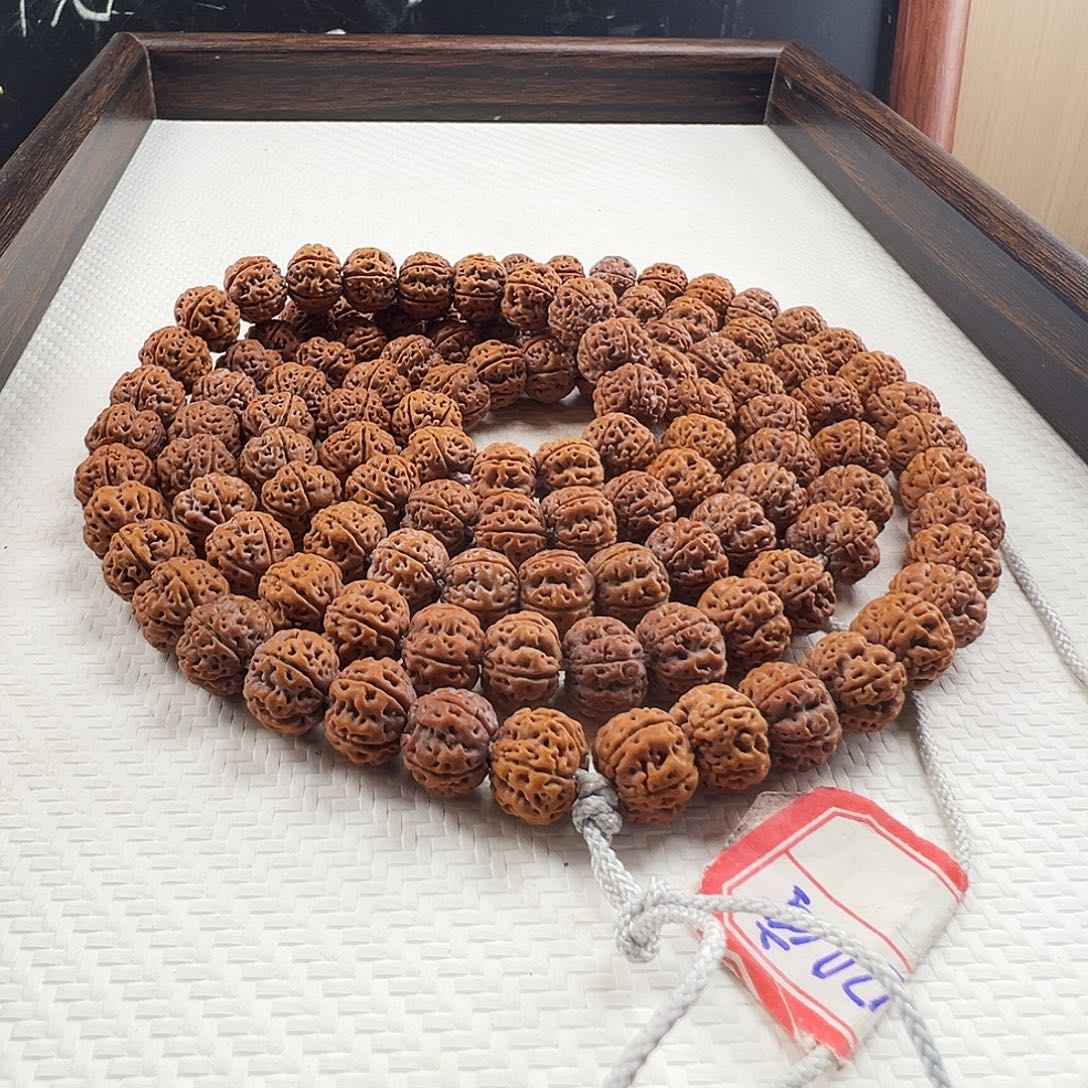 H***G金刚菩提吊坠凹底梅花精品120颗