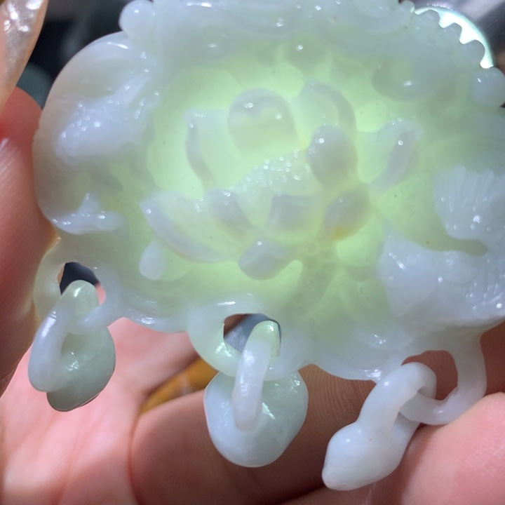 翡翠未镶嵌颈饰保真天然A货翡翠